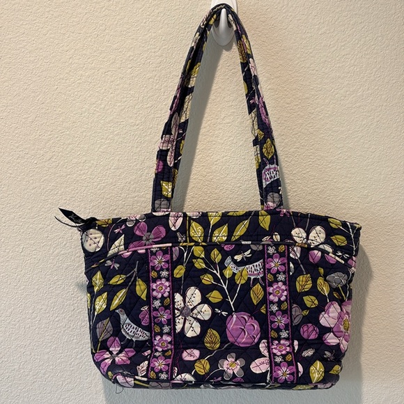 Vera Bradley Tote - Picture 2 of 6